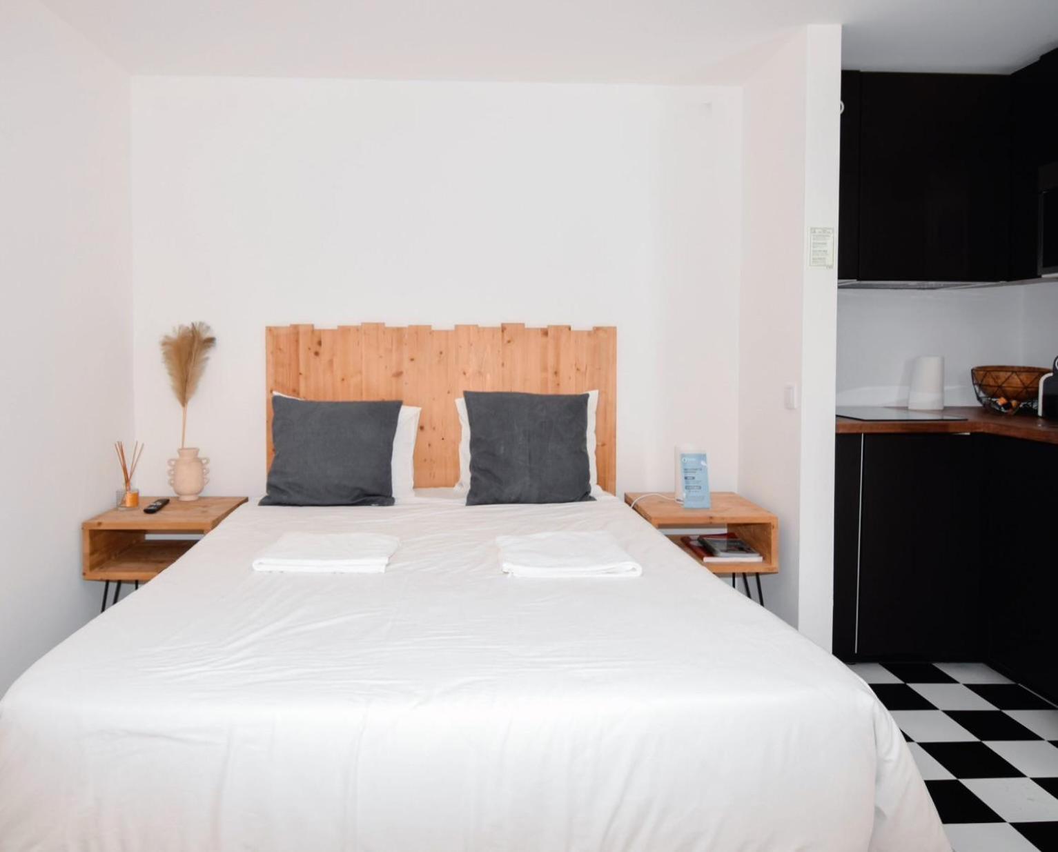 Cozy Studio Near The Beach กาชไกช์ ภายนอก รูปภาพ